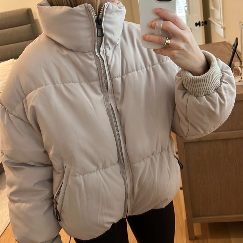Womens long sleeve puffer jacket